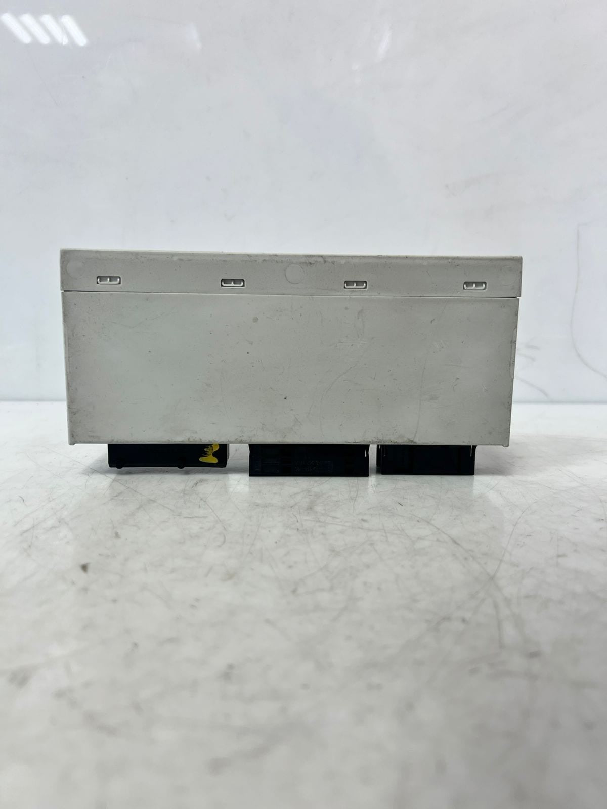 2004 BMW E46 320i Body Control Module BCM UNIT 6932369 OEM