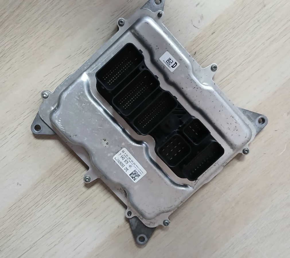 BMW F30 F31 F10 F11 F25 N20 Engine ECU DME Only OEM 7643979
