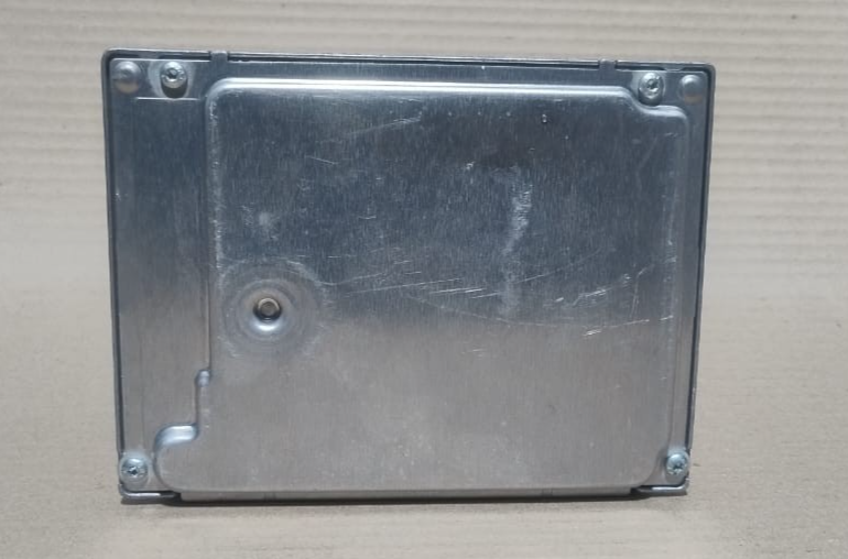 BMW E60 E61 E63 E64 E65 E66 5 6 7 series 5.0i N62 ENGINE DME CONTROL ECU 7549700