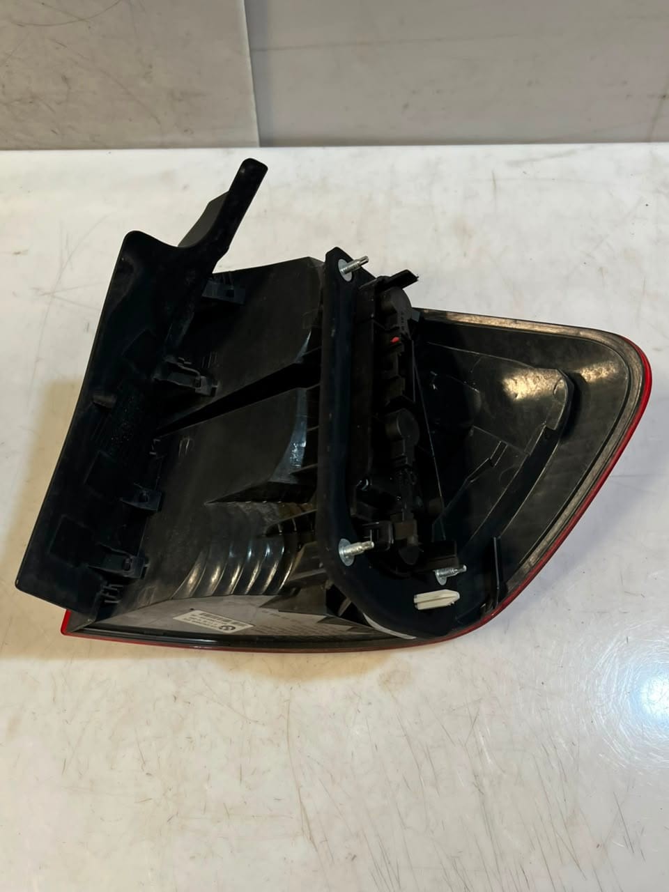 2010-2015 BMW X1 E84 Tail Light ASSEMBLE, Left SIDE BACK LIGHT 2990109 ECE 