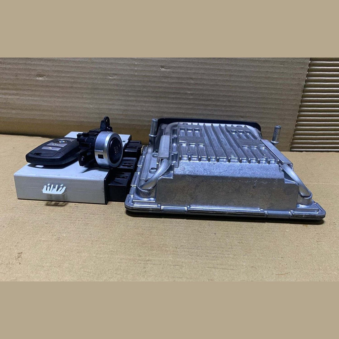 BOSCH 2009-2013 BMW 750i Engine Control Module 7608099 BMW 550i and 750i F01 F02