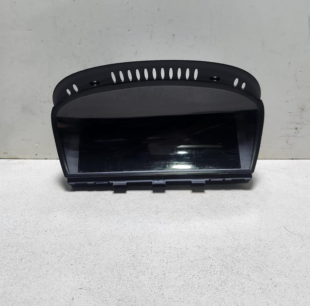 2008 BMW 335i Navigation Display Screen Monitor 9151979 E60 and E90 