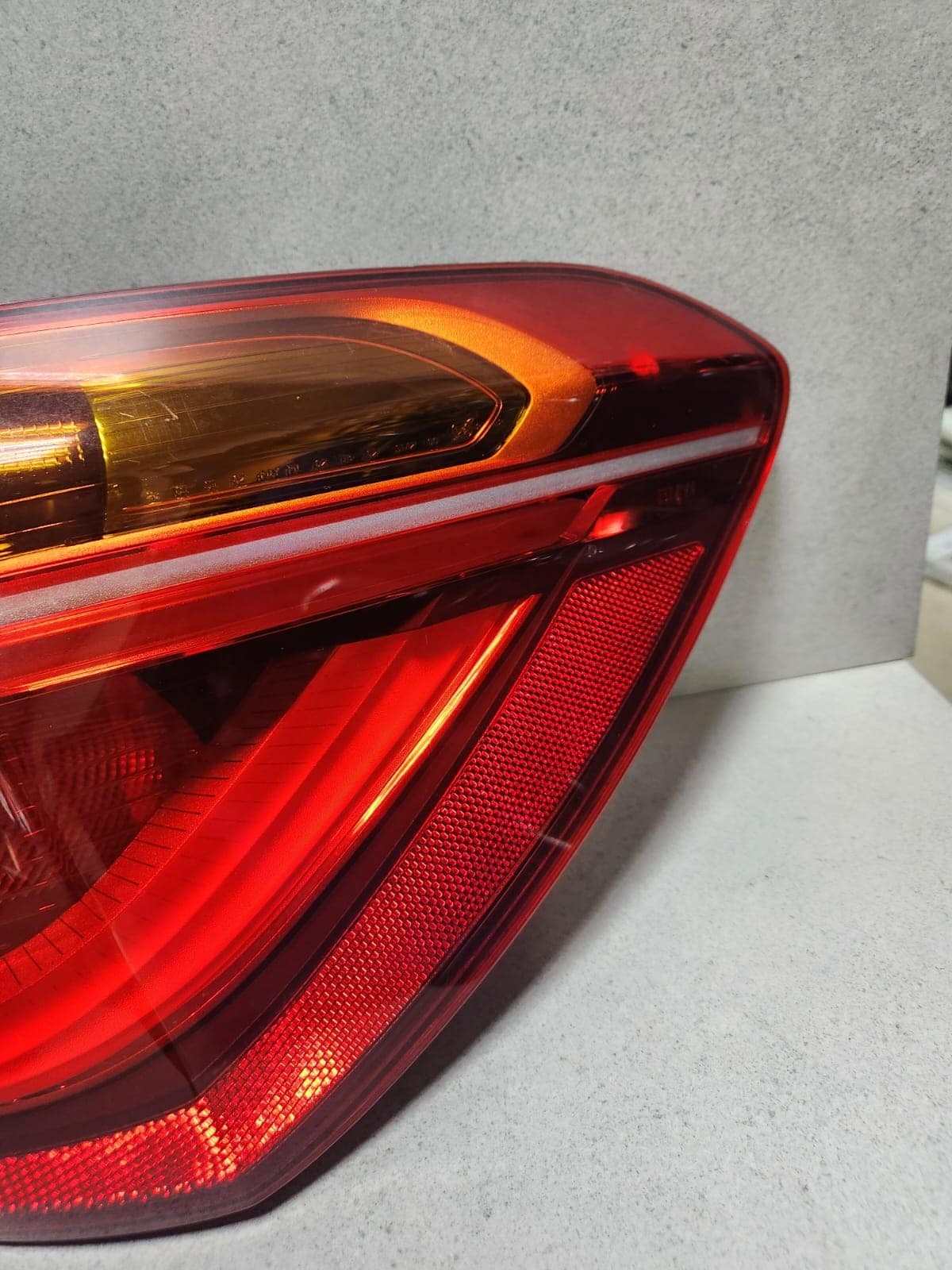 2019-2020 BMW X1 Rear Tail Light 7488546 X1 F48 F49