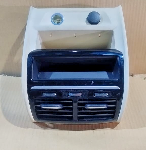 BMW OEM G30 G31 REAR CENTRE CONSOLE AIR VENT GRILLE TRIM PANEL - 9357865