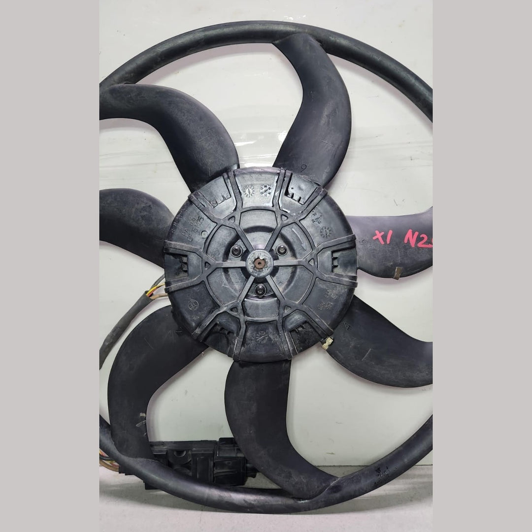2009-2016 BMW X1 E84 Radiator Cooling Fan Motor 7561712 E90 E92 E93 335i 335xi 