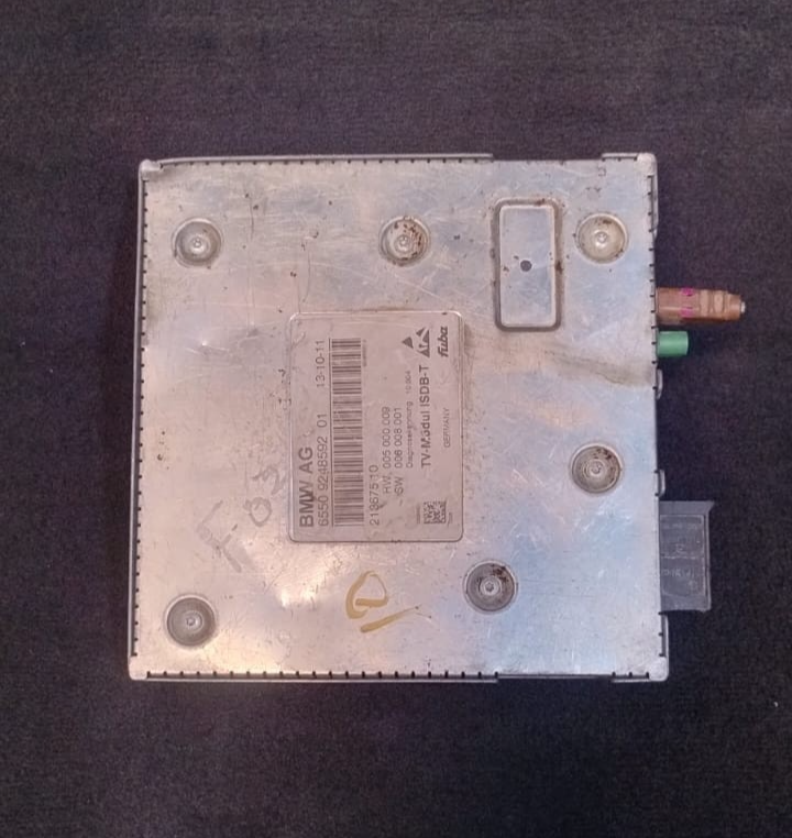 OEM BMW F01 F06 F15 F25 F30 F32 F80 G11 G30 G32 TV MODULE ISDB-T 9248592