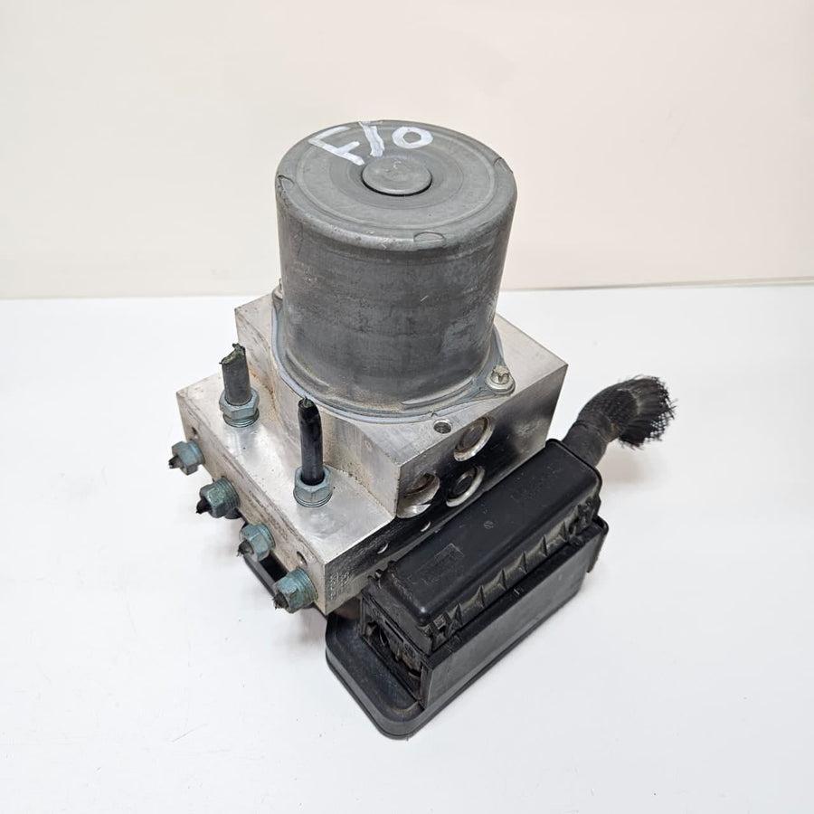 OEM BMW 5 6 7 Series, F10 F06 F01 ABS Pump Module 6865860