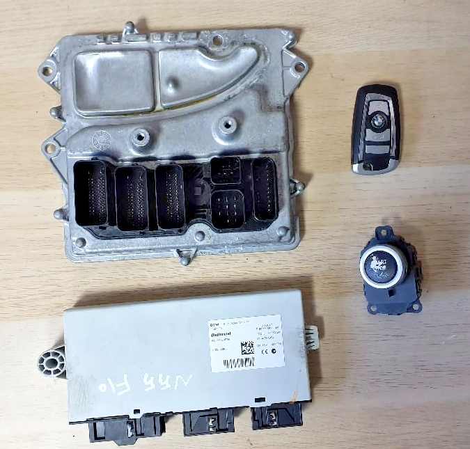 BMW N55 F10 ECU Kit DME Engine Control Module CAS Key Set OEM 7632115
