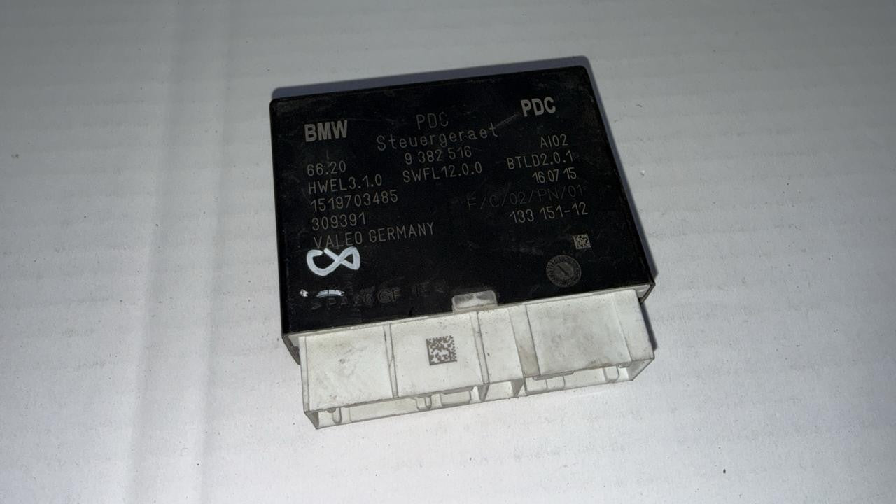 BMW PDC MODULE I8 9382516 2015 2016 BMW I3 - PDC / PARK Distance Control