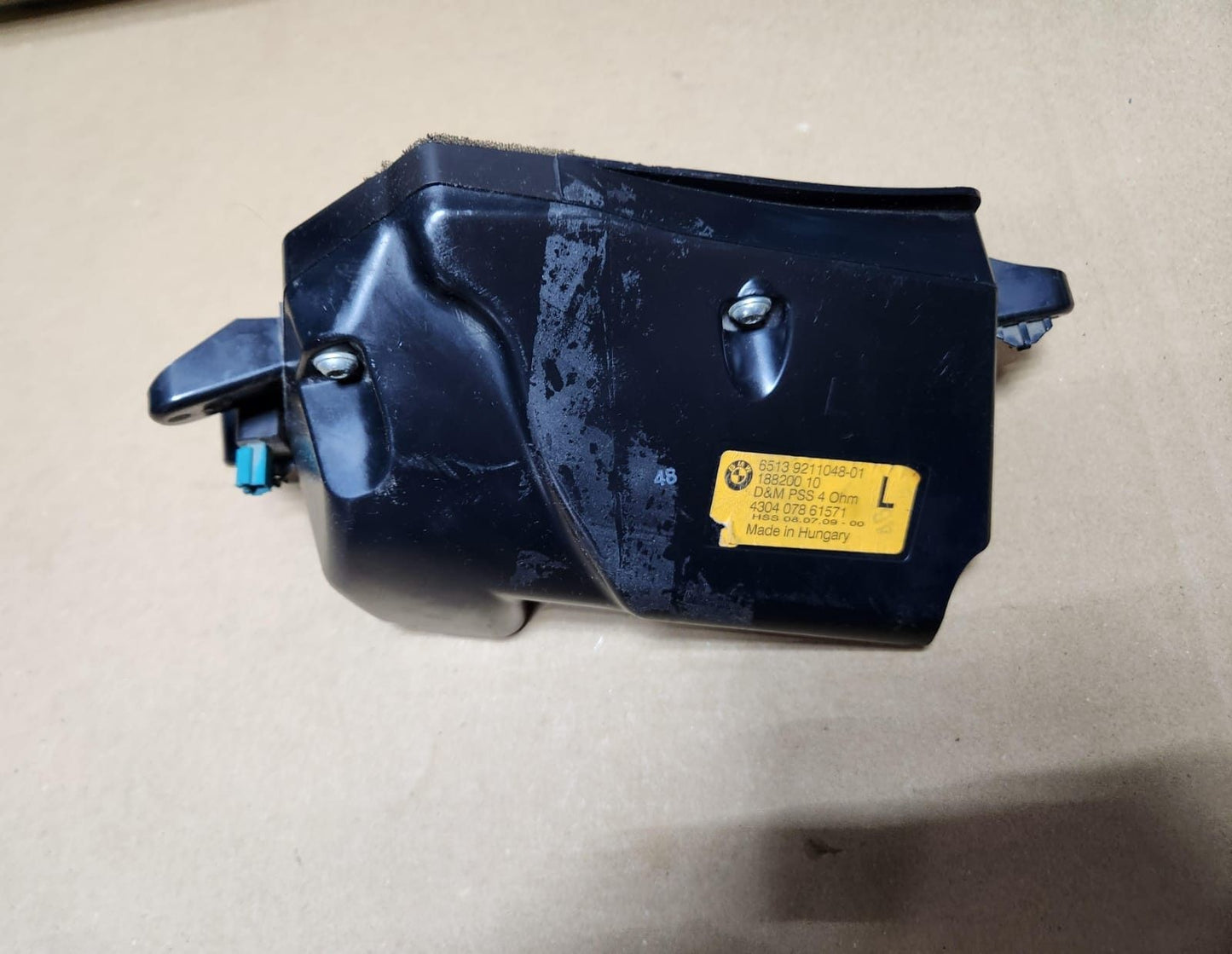 2008-2019 BMW X6 D Pillar Speaker 9211048 X6 E71 E72 rear left