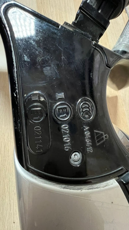 2010-2016 BMW F10 528i RHD Front Door Electric Wing RIGHT Mirror F0153404U6680