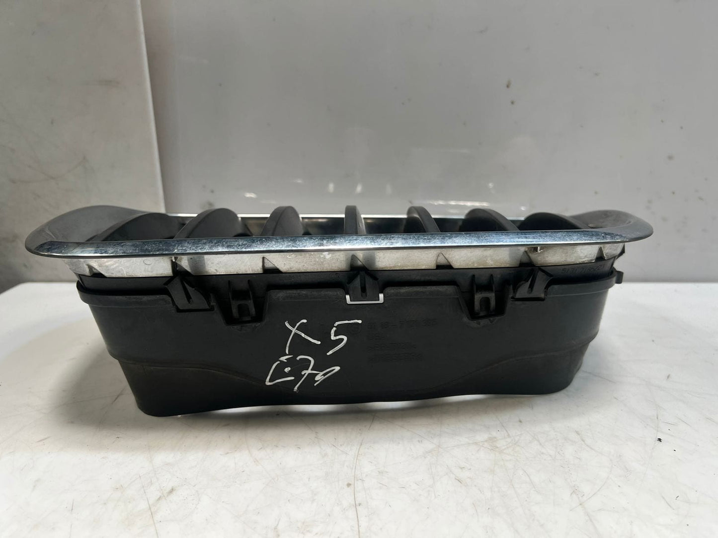 2007-2013 BMW X5 E70 Front Bumper Kidney Grille 7171395 OEM