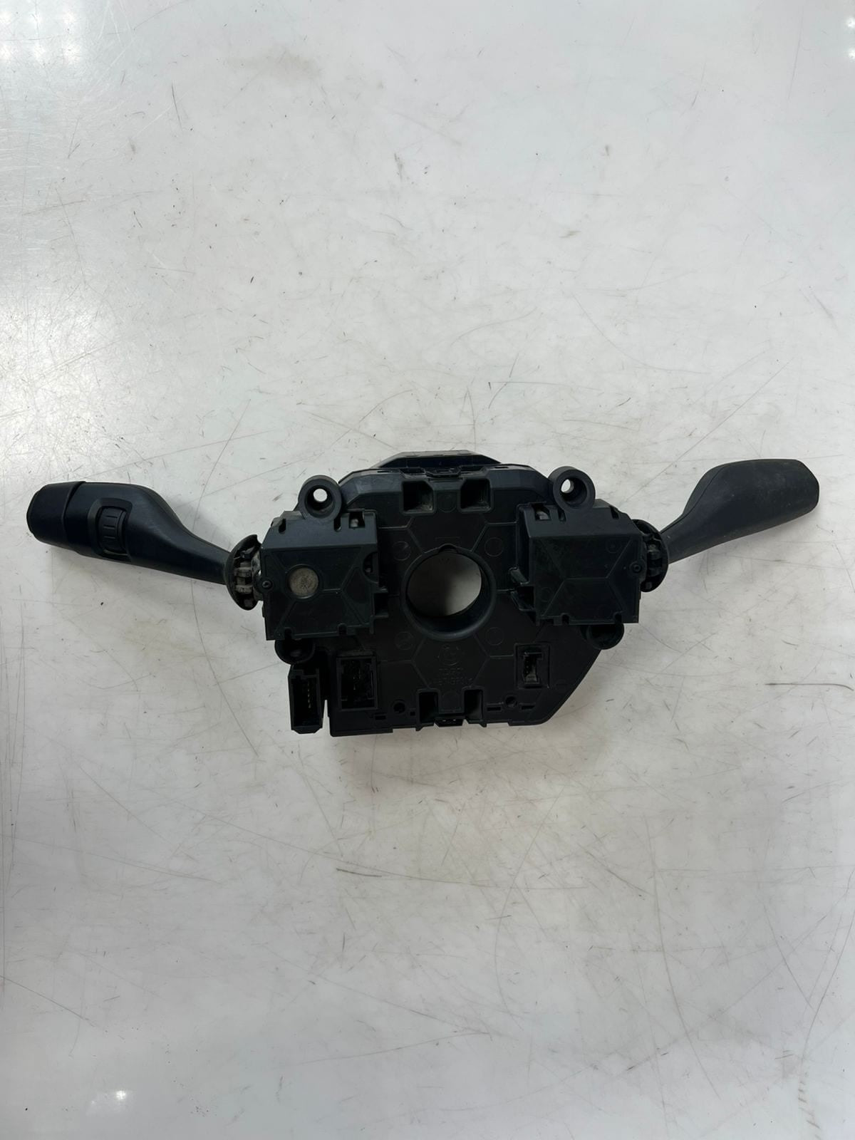 2014-2021 BMW X1 F45 F46 F48 F15 F85 Steering Column Stalk Assembly 9305954 OEM