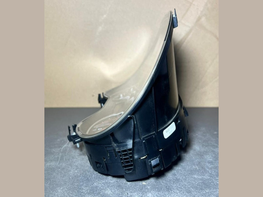 2012-2014 Mercedes-Benz W246 B-Class Instrument Cluster Speedometer A246 9009214