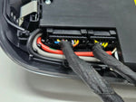 Bild in die Galerieansicht laden, 9391452-2015-2018 BMW 740i G11 G12 RHD Roof Reading Light OEM