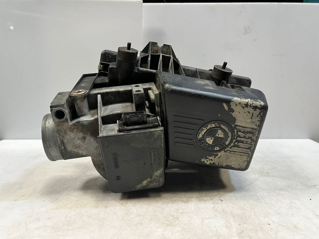 1991 BMW 5' 325e E30 M20 E28 E34 Mass Air Flow Sensor 0280202083 OEM