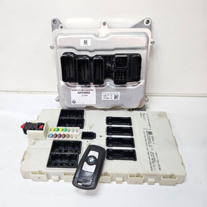8606777-2013 BMW F10 F11 F25 F30 N20 Engine Control Unit