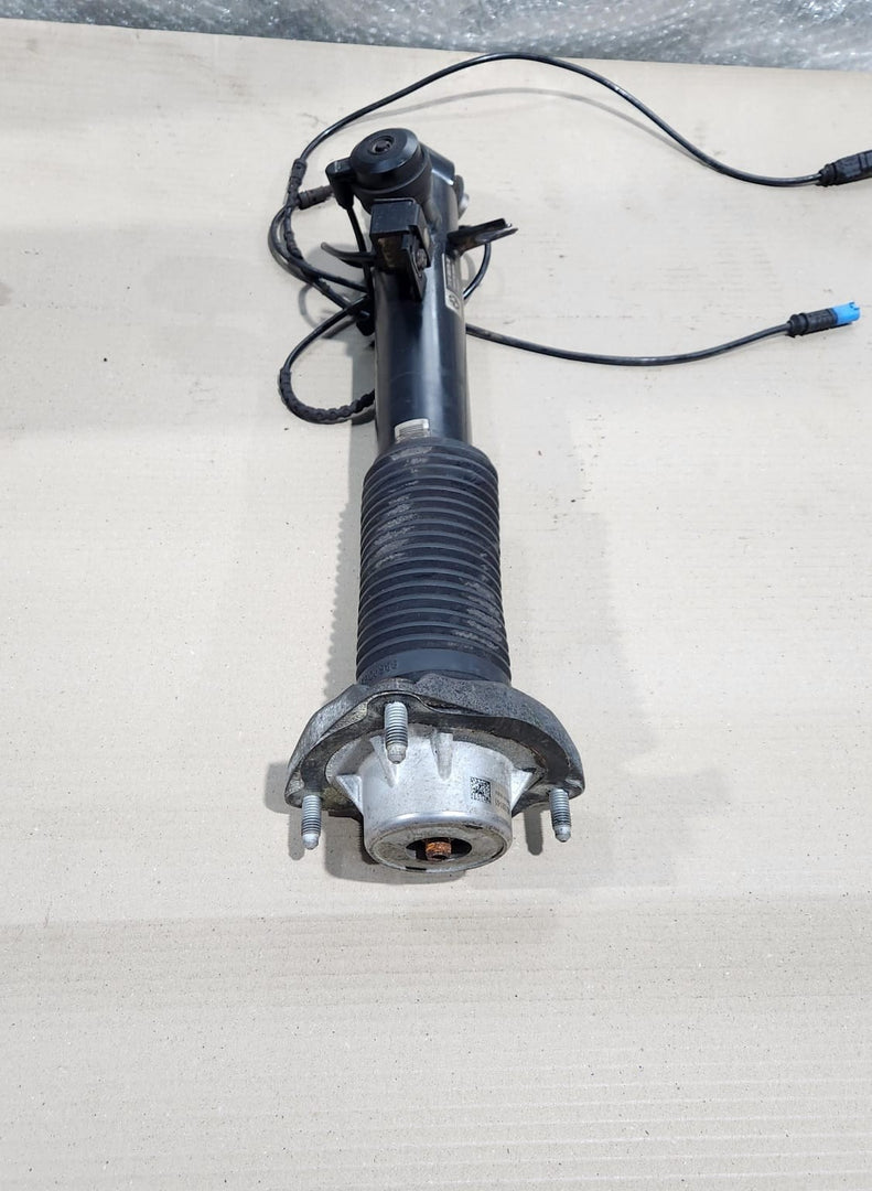 2014-2018 BMW X5 Shock Absorber Rear Right 6863178 X5 F15 and X6 F16 xDrive