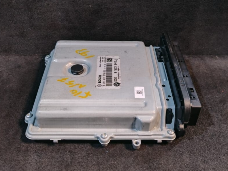 BMW 5 SERIES F10 F11 2.0 DIESEL ENGINE CONTROL MODULE UNIT ECU  ONLY 8513242
