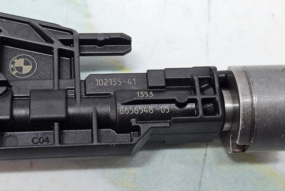 BMW Petrol Engine B46 B48 Fuel Injector Petrol 8656548 OEM Single Piece