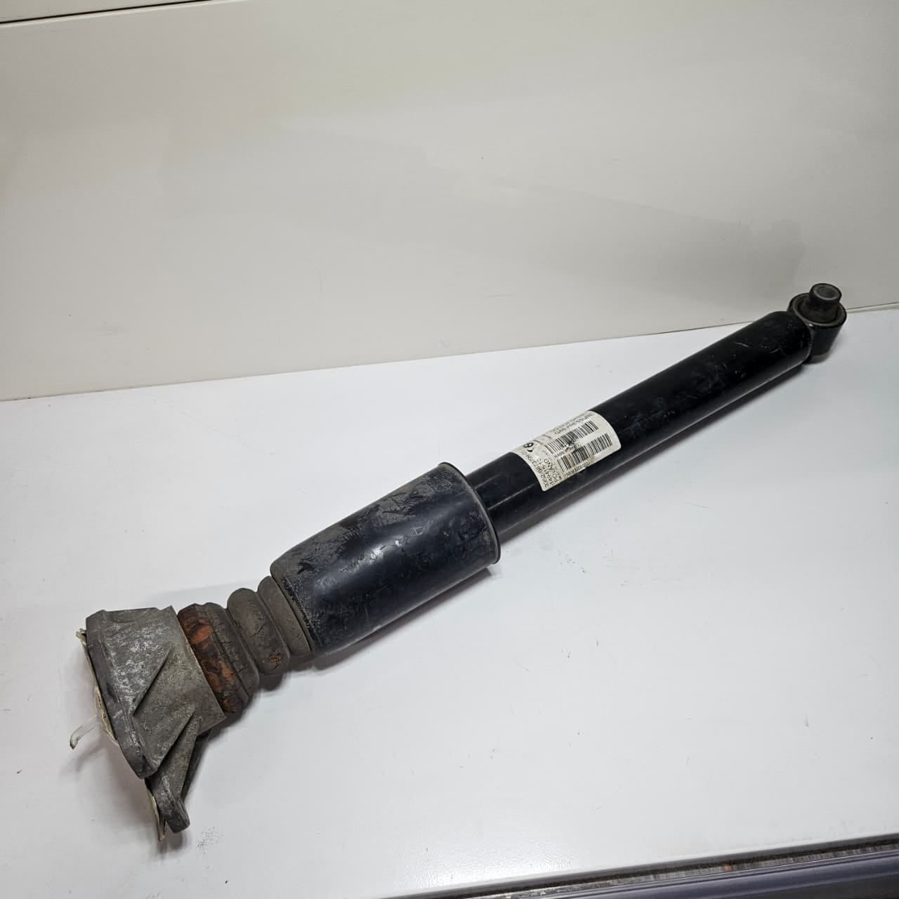 2016-2017 BMW 3 Series F30 320i Rear Shock Absorber 6873799