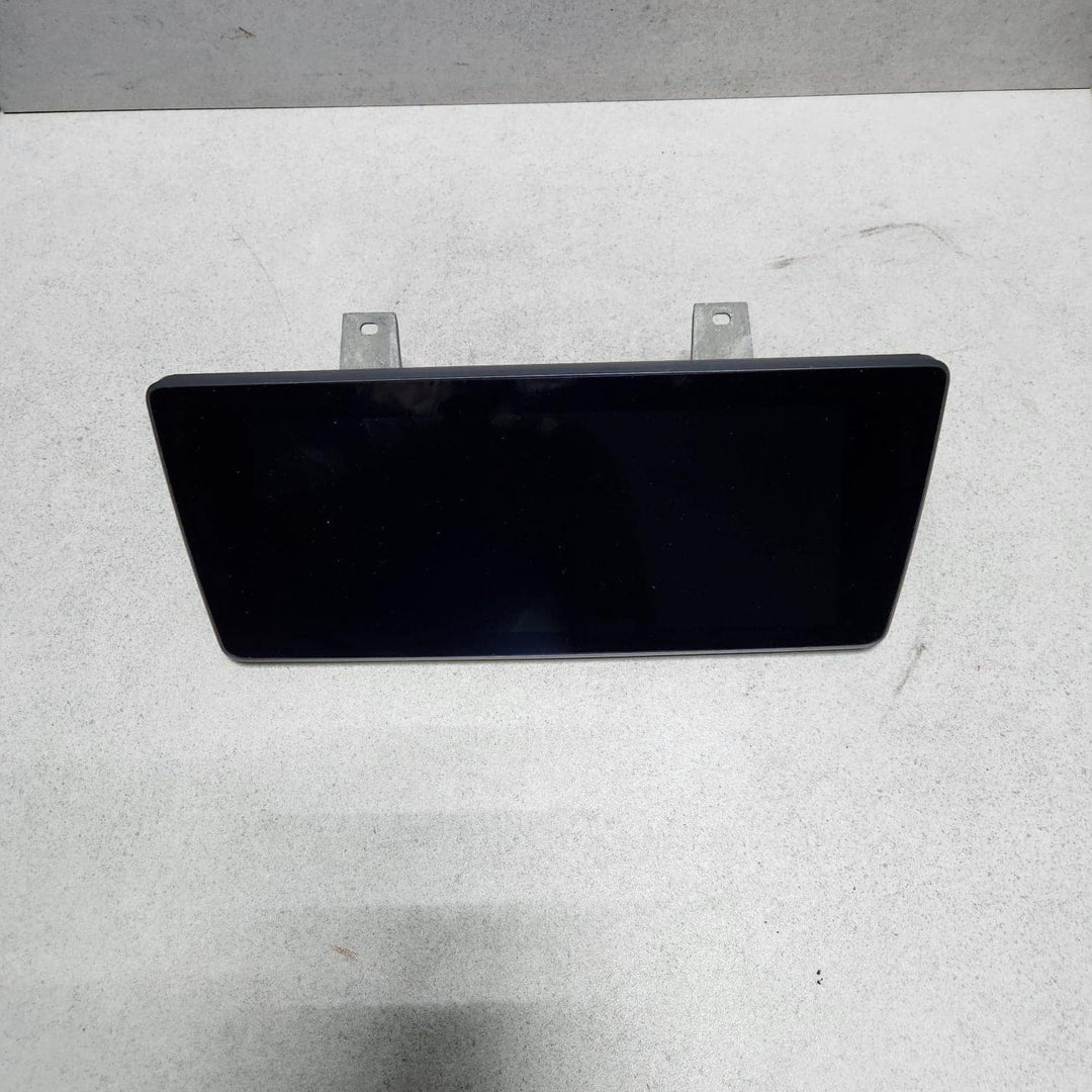 2017-2023 BMW M5 Central Information Display 8715339 5 Series G30 G31 and F90 M5