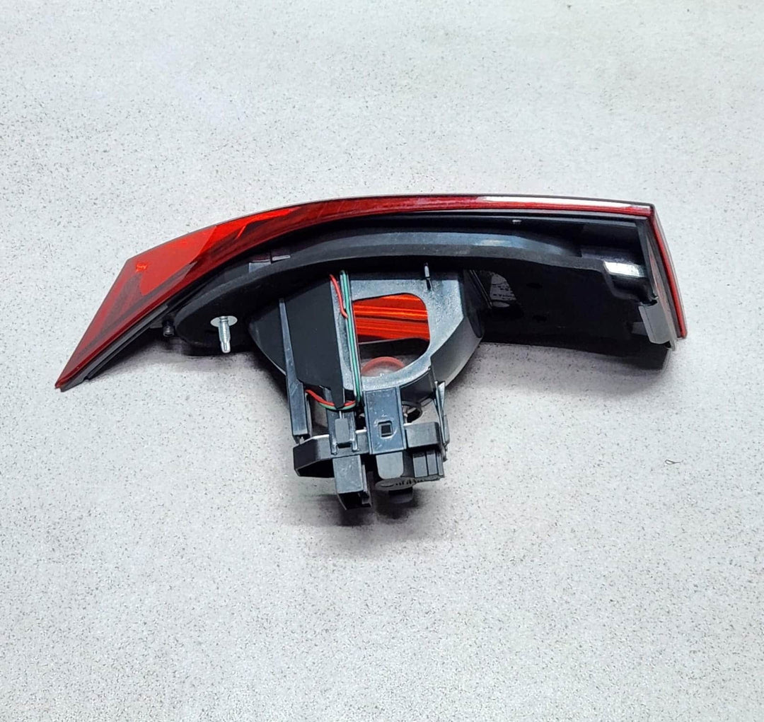 2010-2015 BMW X1 Rear Tail Light 2990114 X1 Series E84