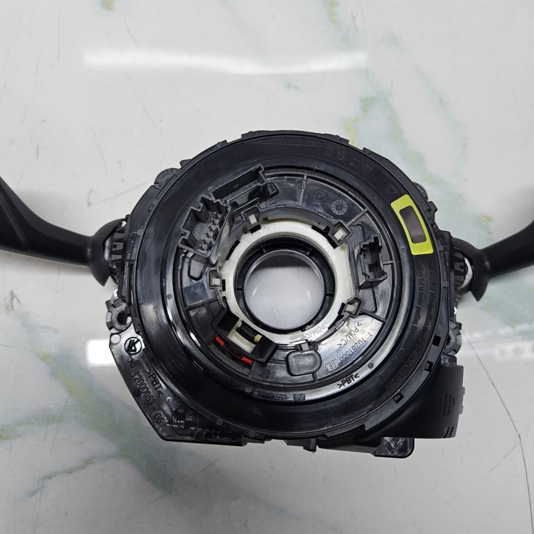 2017 BMW X3 G30 G31 G01 G05 G06 G07 G08 Steering Column Switch 5A32039