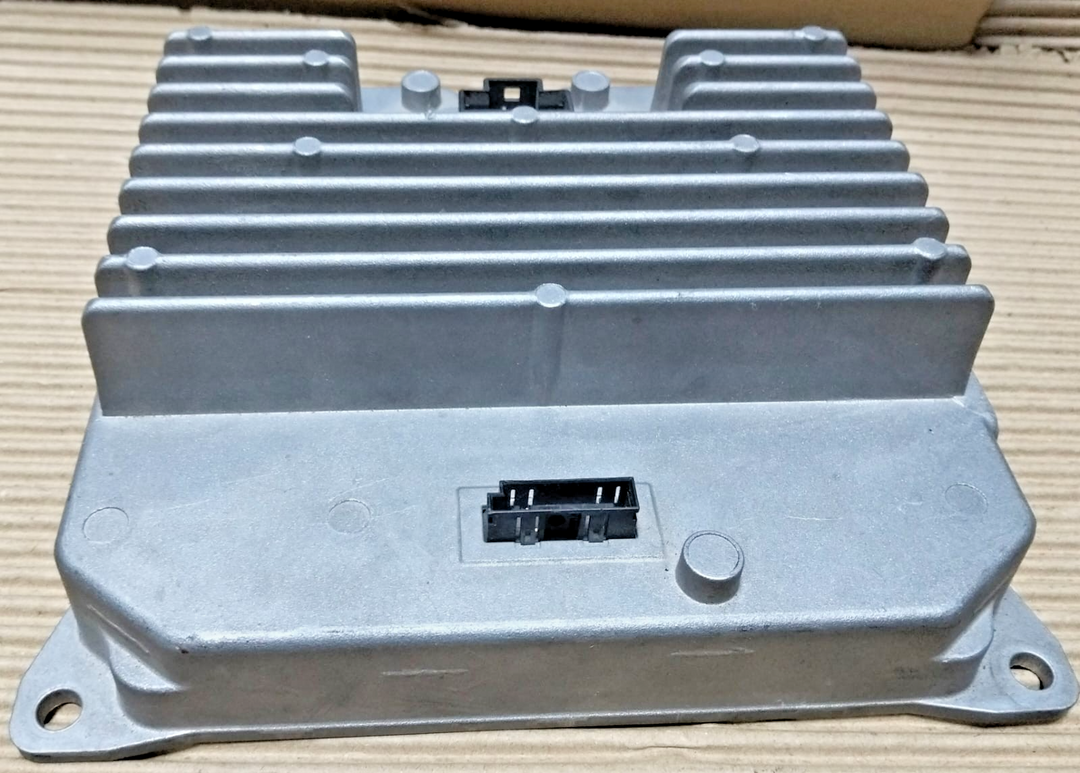 Converter PCU 500 power control unit BMW  X3 X5 G05 G11 G30 9330190 8ES011019