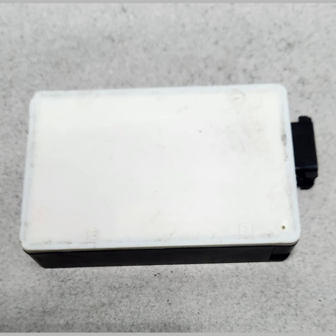 2015-2019 Mercedes-Benz C180 Radar Sensor Blind Spot Detection A0009058702 W212 