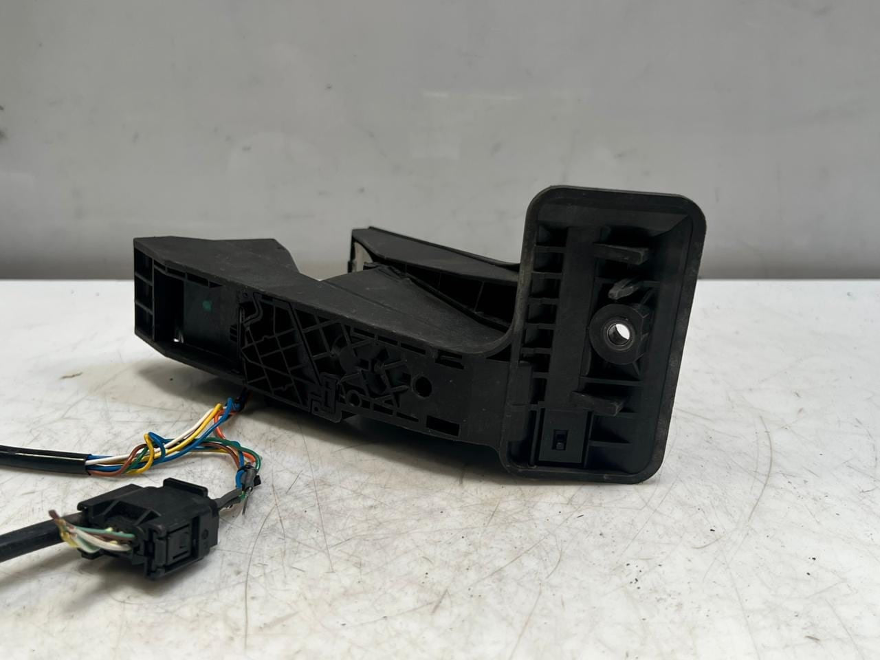 2007-2011 BMW 3 5 Series E90 E92 328i 335i F10 Accelerator Pedal 6789998 OEM