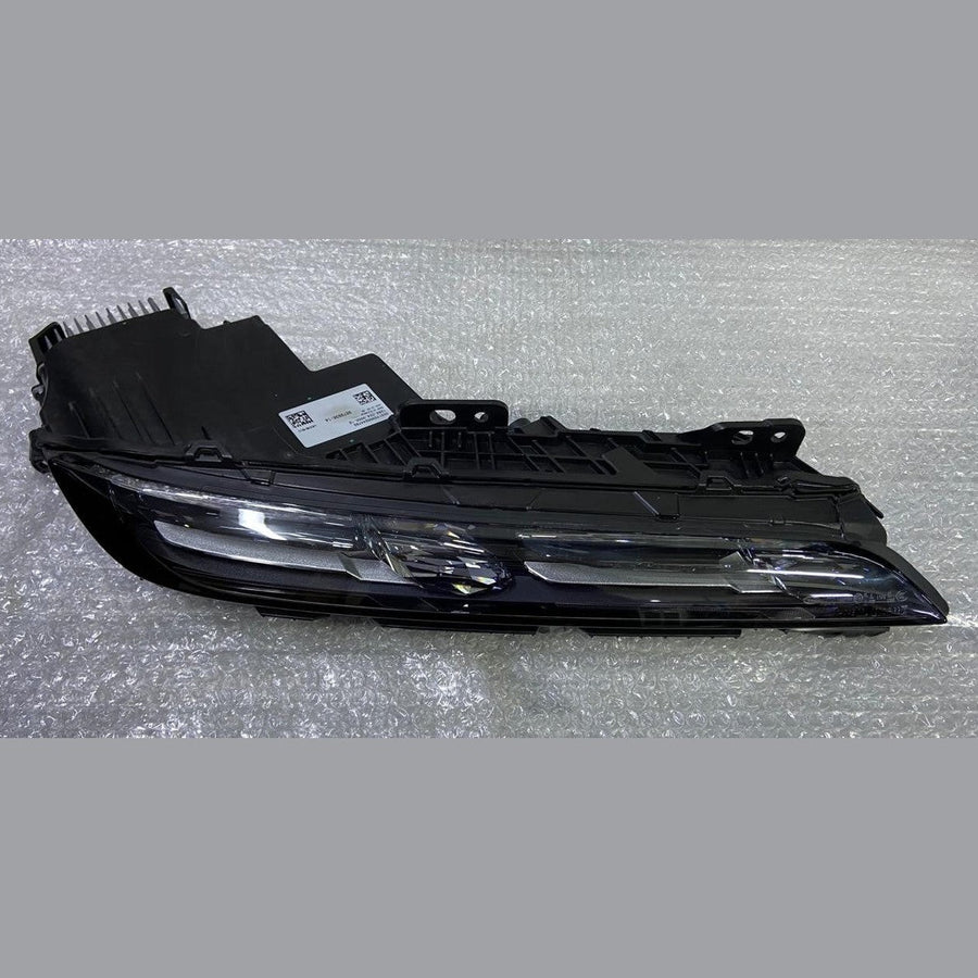 OEM BMW 7 Series G70 Headlight Upper LED Front 9879936 Right Side Used 15-20 km