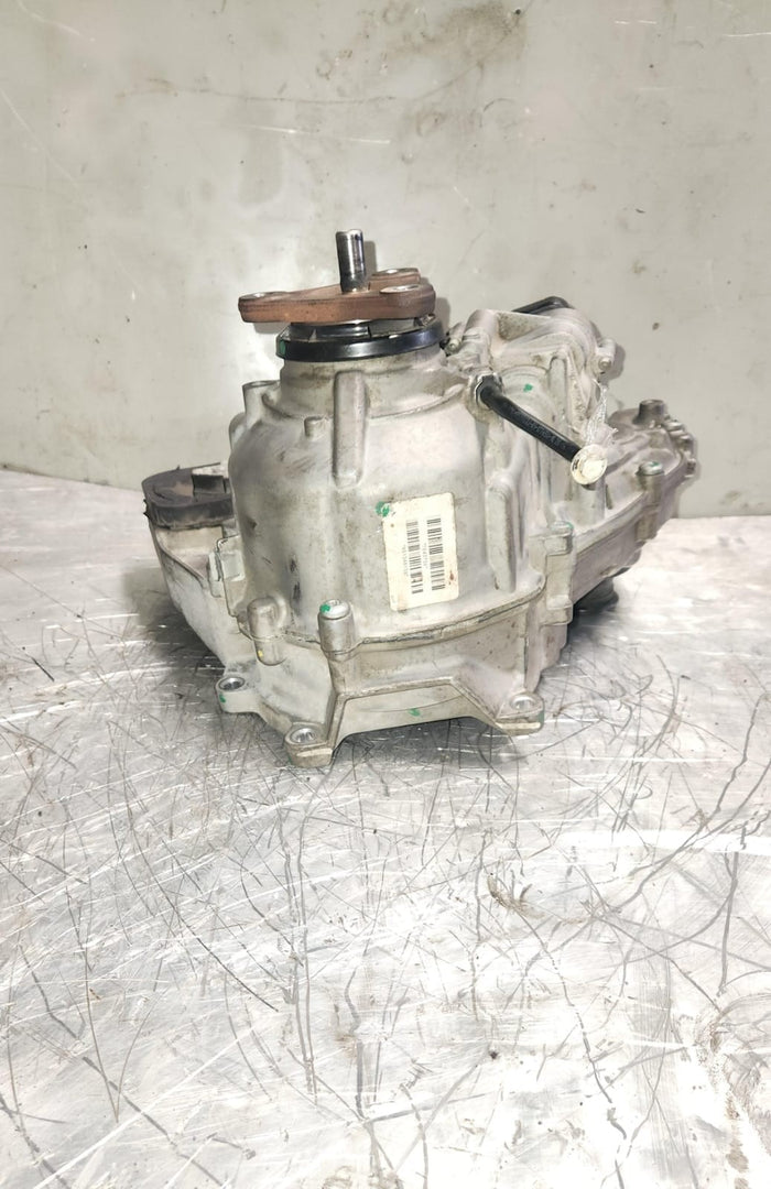 2011-2013 BMW X5 Transfer Case 7643758 E70 E71 X5 X6 ATC45L