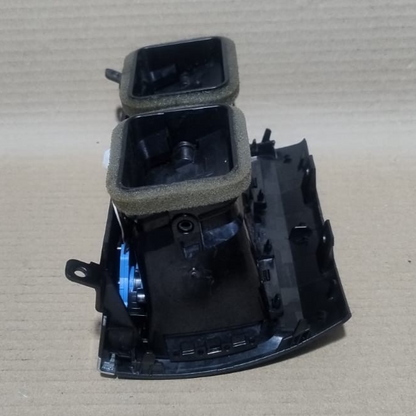 BMW F15 X5  REAR SEAT CENTER CONSOLE AC VENT TRIM HEATER 9252013