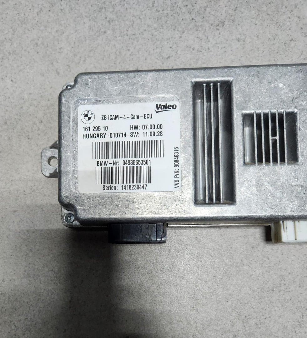 2014-2018 BMW i8 Surround View Camera Control Module 9356535 i8 X3 F25 X5 F15