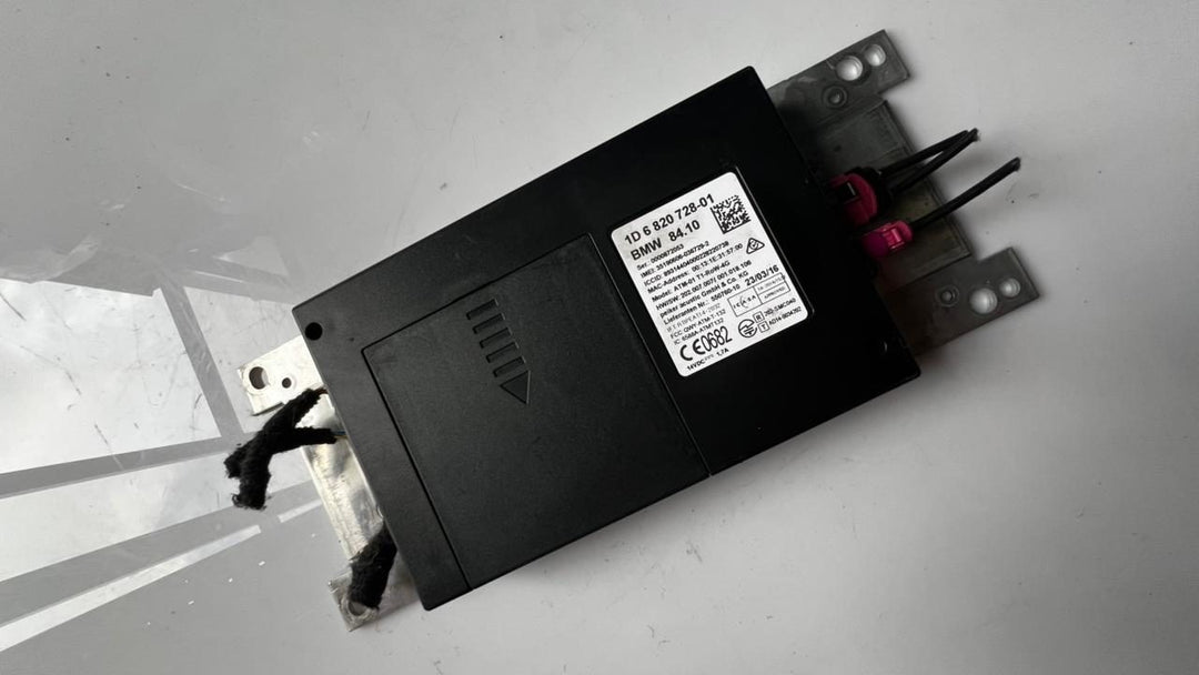 BMW Telematic Control Module 1D6820728-01 6 Series DBA-6A30