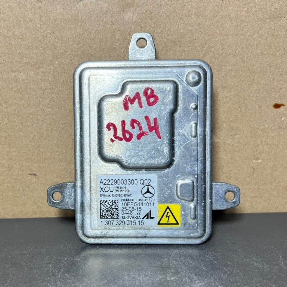 Mercedes Benz W222 Xenon Light Headlight Control Module Unit A222 9003300 OEM