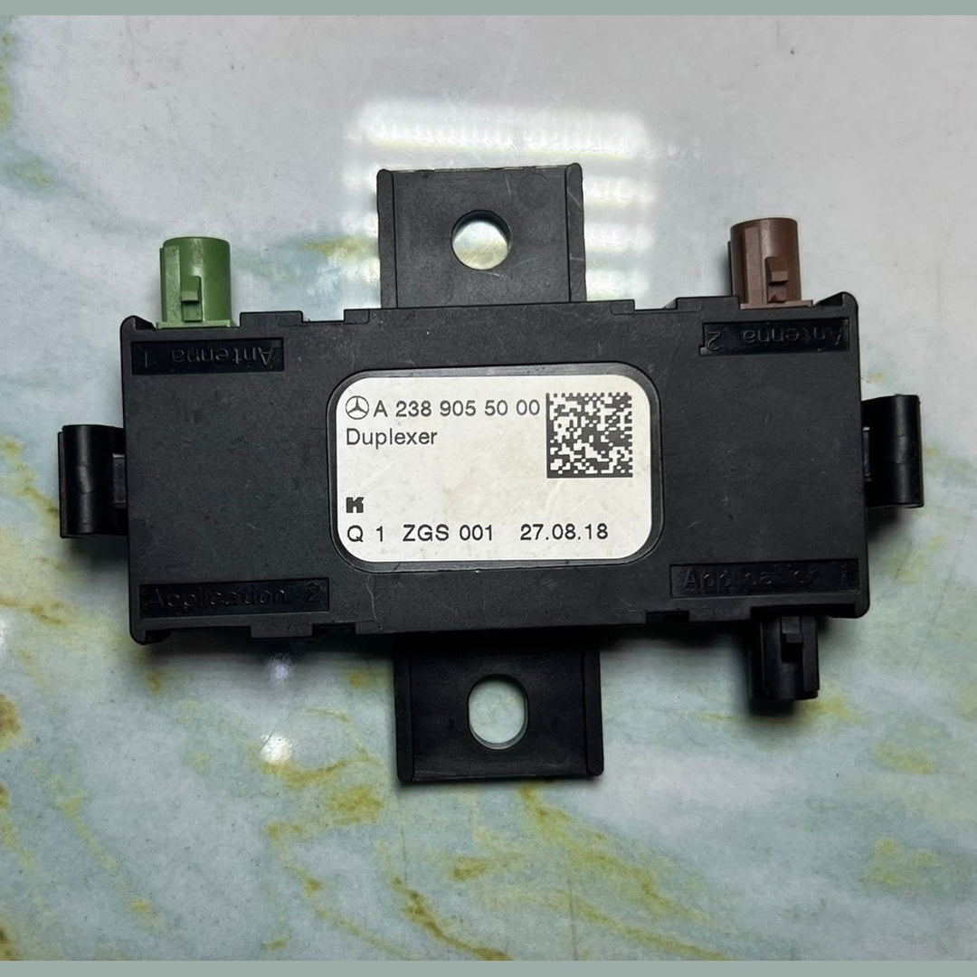2018-2022 Mercedes C300 Antenna Amplifier A2389055000 C-Class W205 and GLC W253