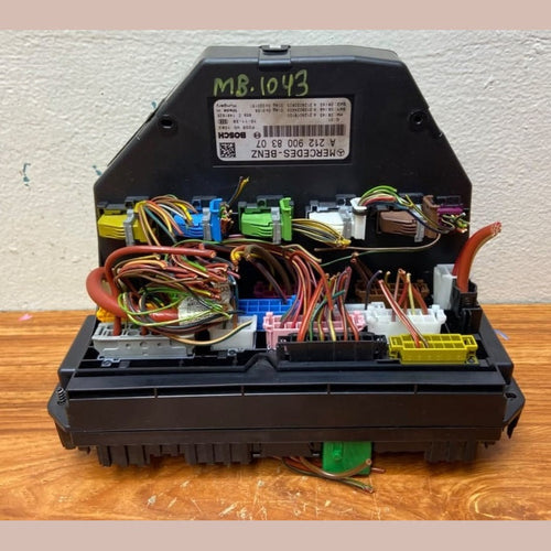 2010-16 Mercedes E-Class Front Sam Control Fuse Box Module A2129008307 W212 W204