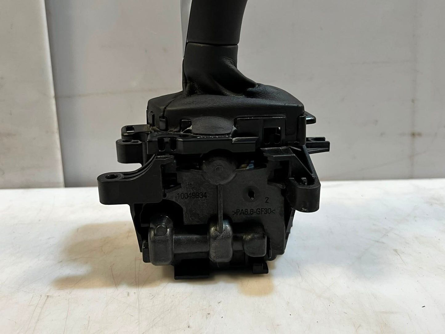 2017 BMW 2 Series F22/F23 3' F31 330i Automatic Gear SHIFT Selector 9296899 OEM