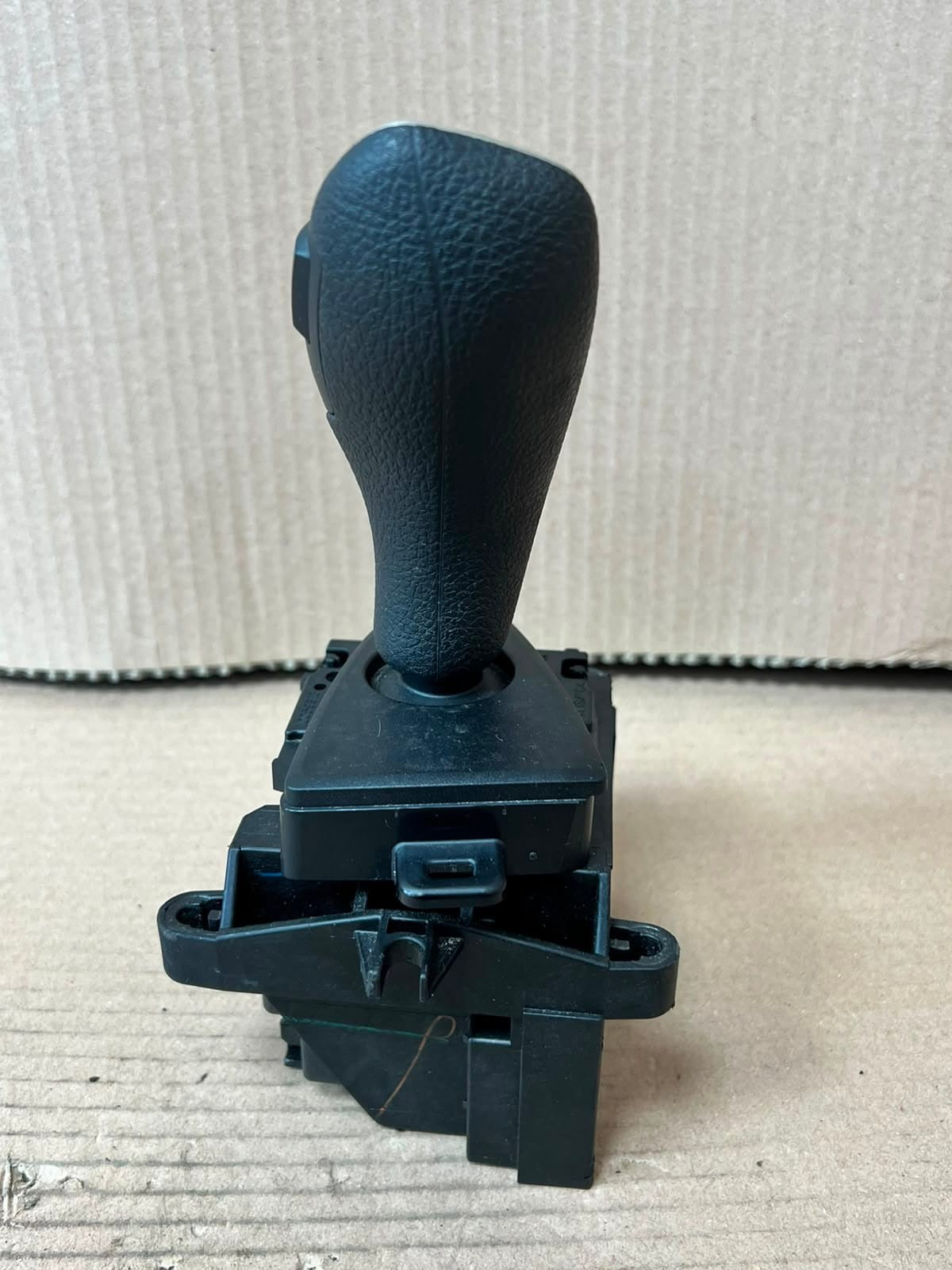 2011-2019 BMW 1 3 Series F20 F21 F30 F31 F35 Gear Shift Lever SELECTOR 9296897