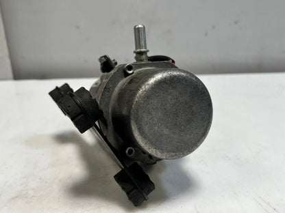 BMW 5 Series F10 F11 N55 3.0 ENGINE Brake BOOSTER Vacuum Pump 6857404 OEM