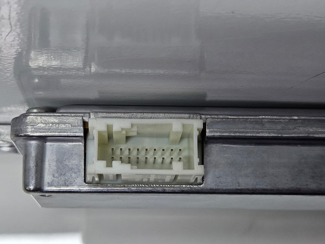 6819363-2016-2019 BMW 740i G11 G12 Surround View Camera Control Module OEM