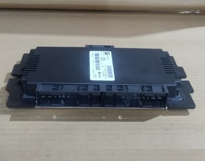 BMW E92 E93 328i 335i M3 PL2 FRM II FOOTWELL LIGHT CONTROL MODULE 9153780
