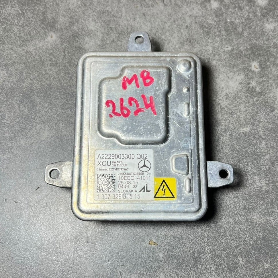 Mercedes Benz W222 Xenon Light Headlight Control Module Unit A222 9003300 OEM