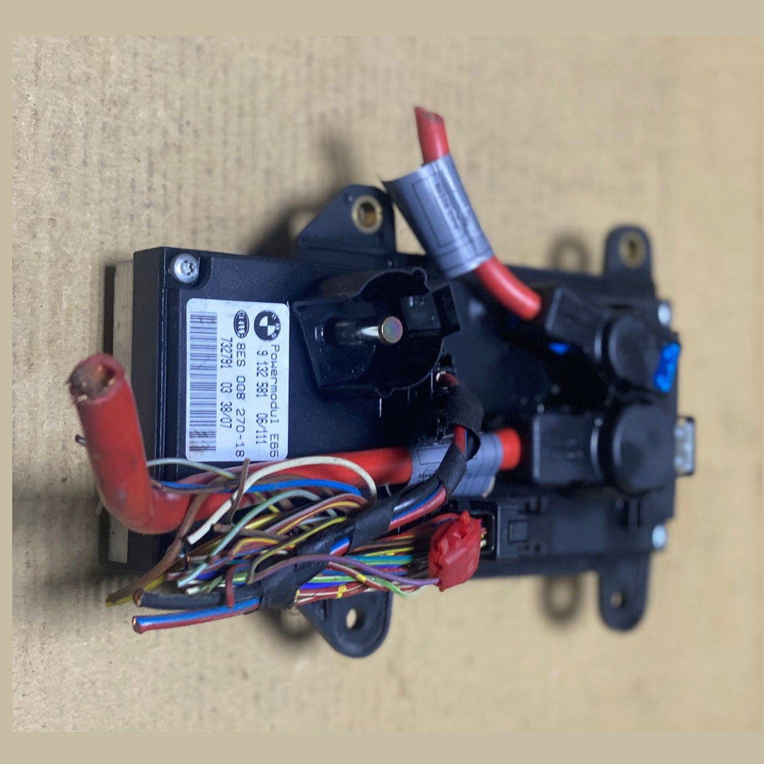 2004-2006 BMW 760i 2008 7 Series 745, 750, 750Li, and 760i Power Supply Control 