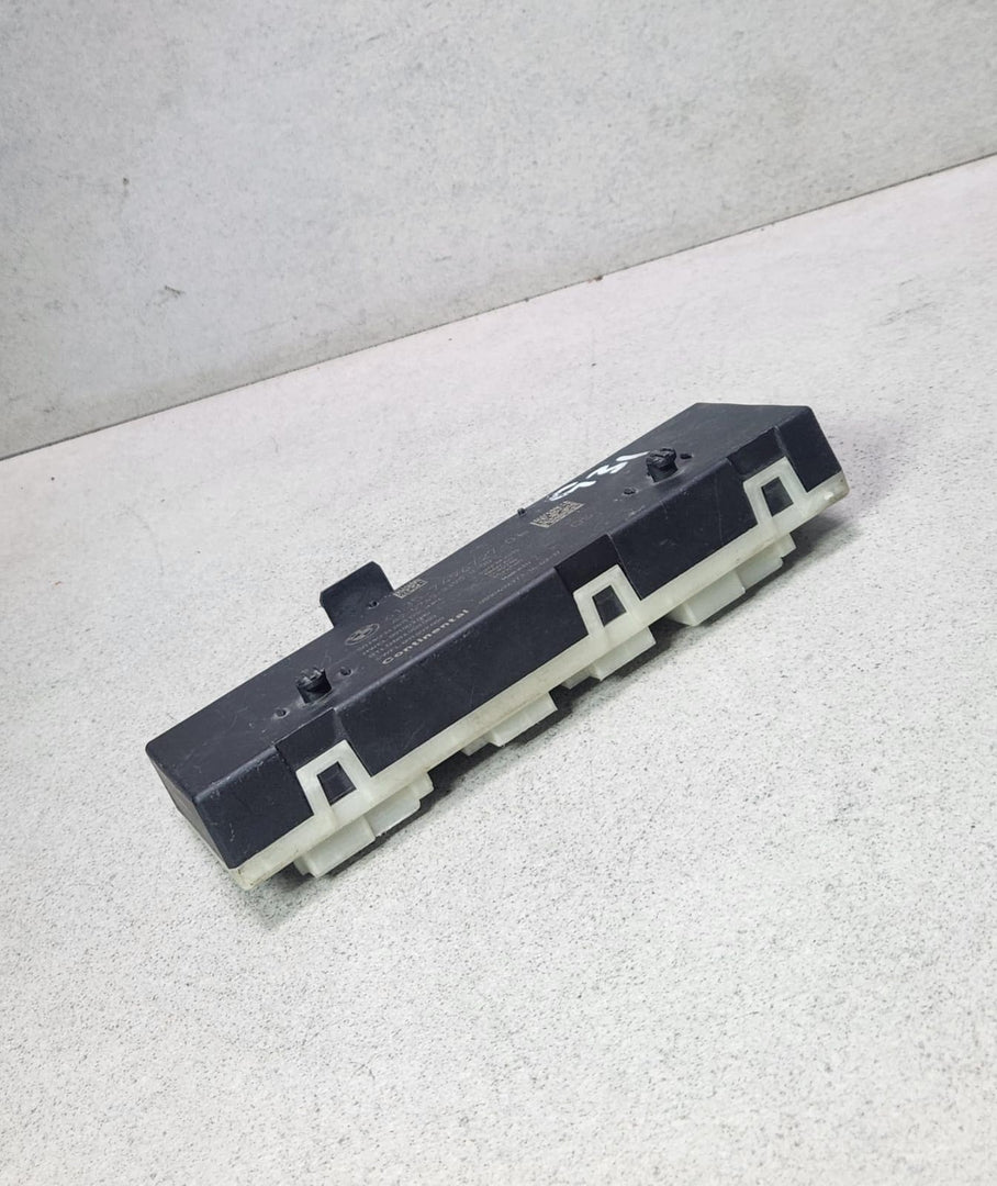 2017 BMW 530i Tailgate Control Unit 7496727 5 Series G30 G31 and 7 Series G11