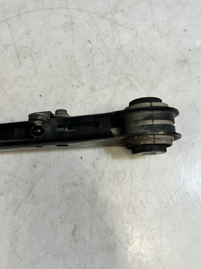 BMW 5 Series G30 G15 Rear Trailing Arm With Rubber Bushing 6893528 OEM