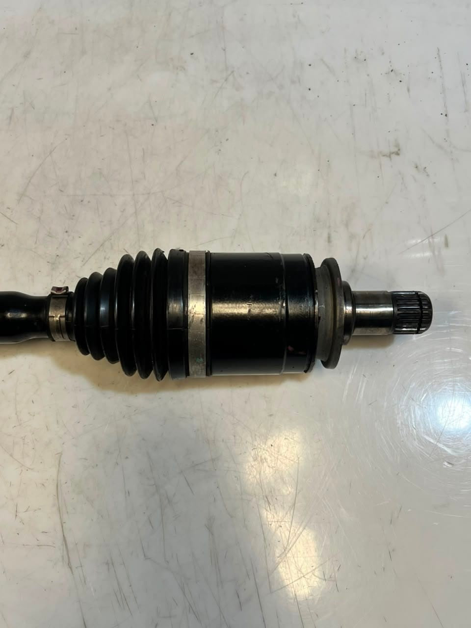 2014-2019 BMW i3 Rear Output Shaft, Left AXLE 7641213 OEM