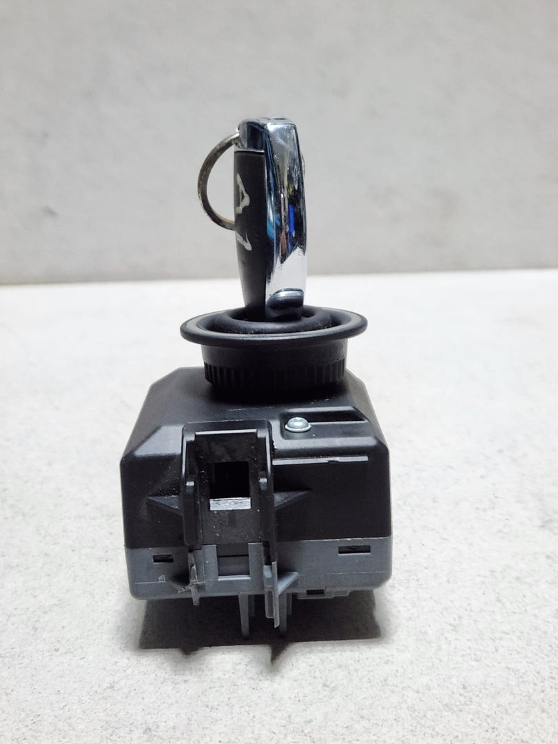 2010-2014 Mercedes-Benz C250 Electronic Ignition Switch A2079057301